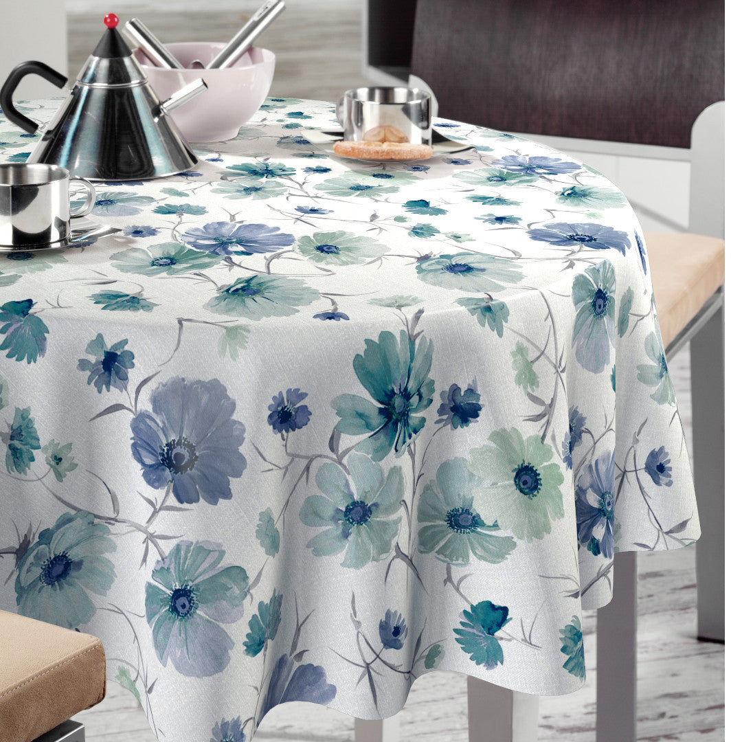 Nordfavn Gerbera Blå – Voksduk med blomsterprint i blå nyanser, rund