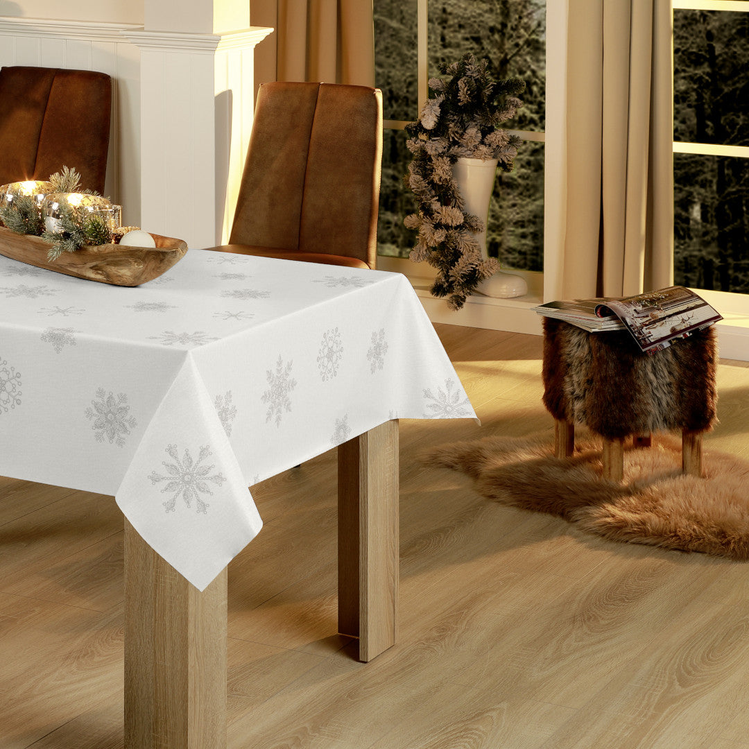 Nordfavn Marilyn – Lys grå julevoksduk med iskrystaller, miljø 2
