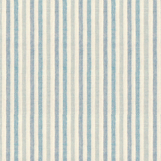 Nordfavn Pitiusa Havblå – Akrylduk med smale tverrstriper