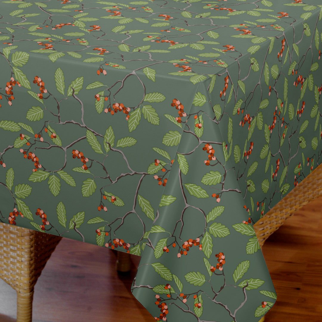 Nordfavn Winter Berry – Julevoksduk med greiner og røde bær