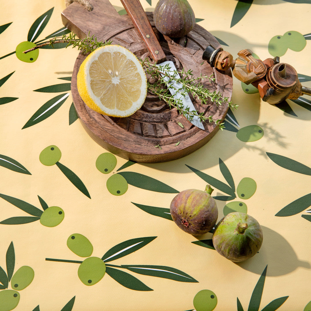 Olive It Jojoba – Captain Cook voksduk med grafisk olivenmotiv, nærbilde