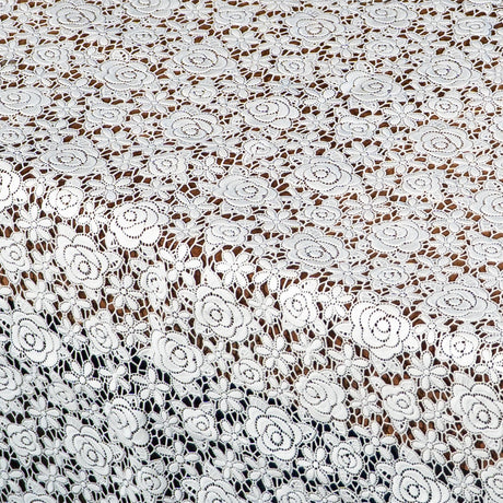 Petite Rose – Hvit blonde bordløper 50 cm (metervare), nærbilde