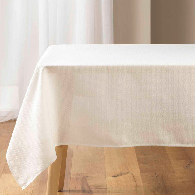 Stella – Damaskduk med diskret, vevd struktur – 140 x 240 cm