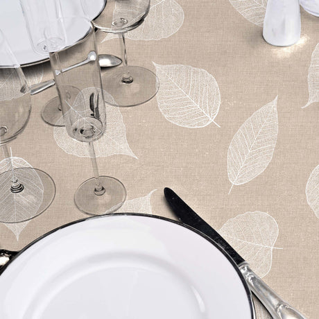 Textilia Feuillys - Rund voksduk i linlook med hvite strekblader Ø 155 cm nærbilde