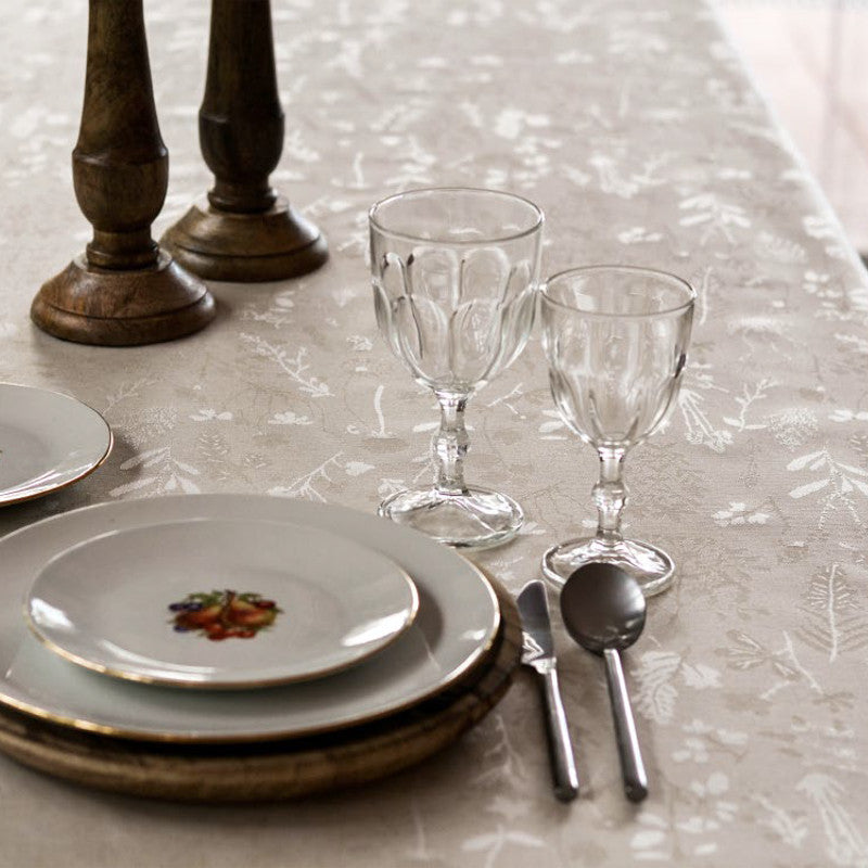 Lorrain Lino beige, jacquardvevd akrylduk, 160 cm bred