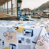 Färggrann vardag - Vaxduk i röda nyanser med färgglada blad