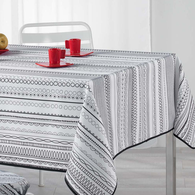 Analea Black/White, duk med flekkavvisende behandling, 150 x 240 cm