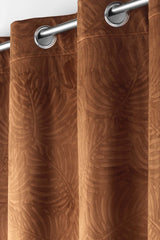 Analia preget velur Brun – Mørkleggingsgardin 140 x 240 cm nærbilde