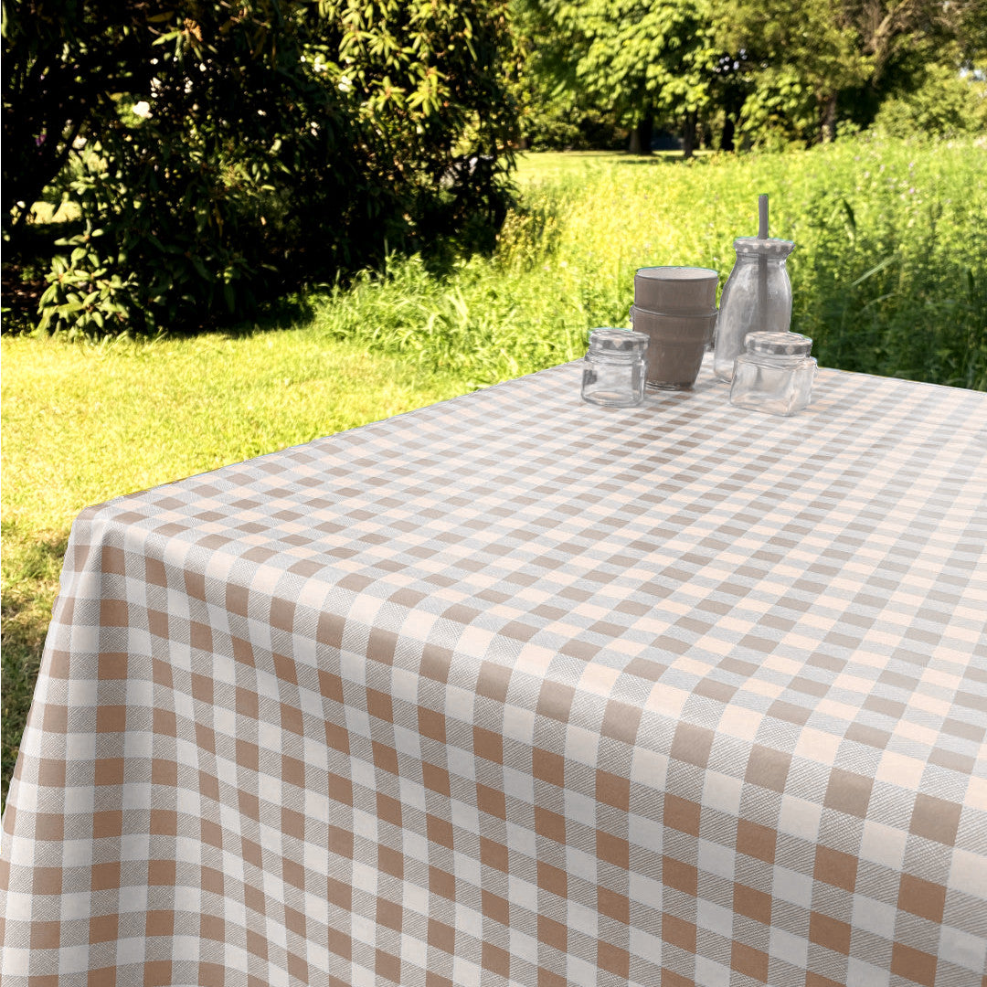 Voksduk med klassiske 1,5 x 1,5 cm ruter – 140 cm bred – beige