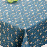 Betsy Blå - Akrylduk med flotte små blomster - 155 cm bred