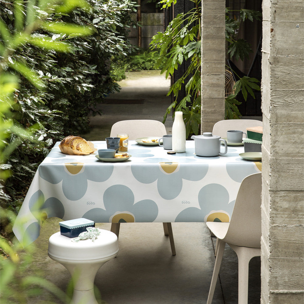 Lola voksduk – Big Flower Ice Grey