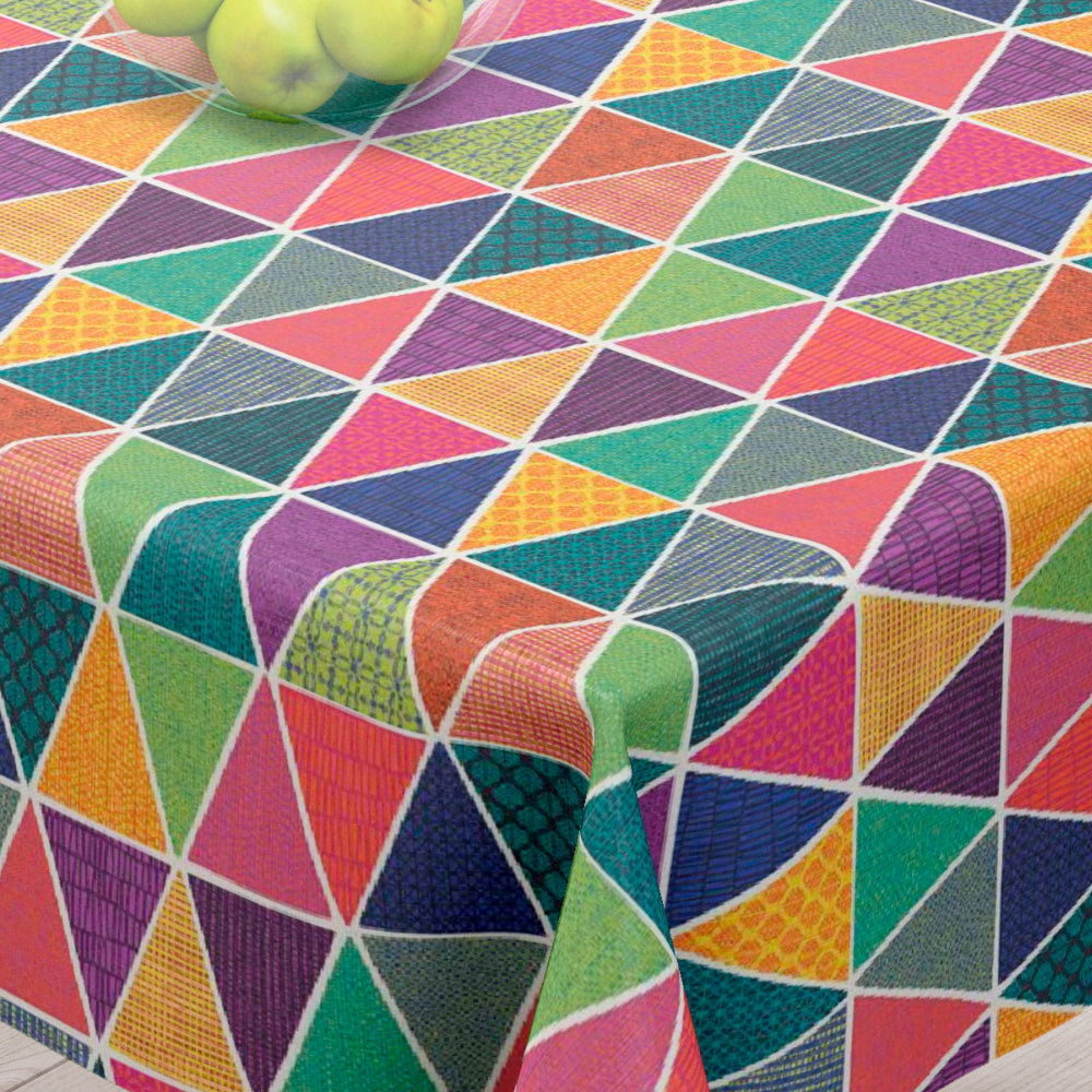 Chulo Multicolor - Akrylduk med flotte fargerike trekanter - 155 cm bred