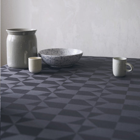 Compliments Damaskduk Wind, Grå – Ø 180 cm