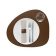 Spisebrikke i resirkulert skinn – Pebble Cognac 46 × 40 cm