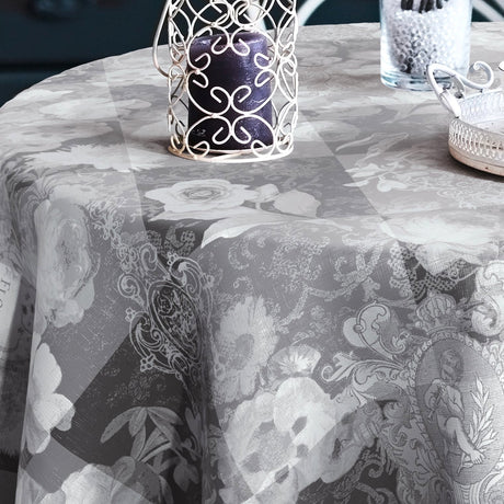 Dalington Grå – Voksduk med roser i elegant lett preget mønster