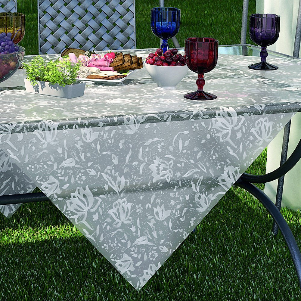 Emma, klar plast gjennomsiktig voksduk med hvite blomster