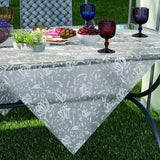 Emma, klar plast gjennomsiktig voksduk med hvite blomster