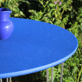 Ensfarget blå akrylduk - rund akrylduk med strikkekant