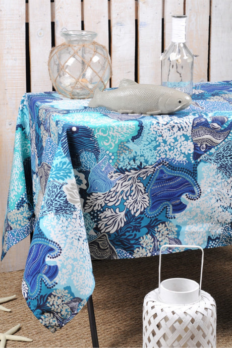 Exofish blå, Laura Lancelle akrylduk – 155 cm bred