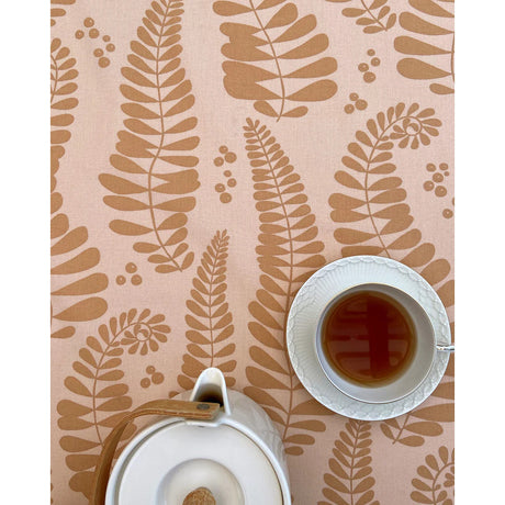 Fern Sweet Almond – Notes by Susanne Schjerning – akrylduk med antiskli