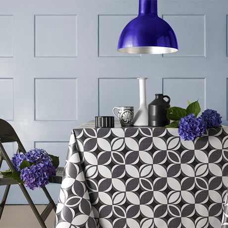 Firkløver grå, voksduk med grafisk mønster, 140