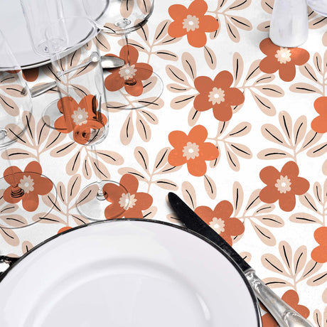 Flory Orange – Vakker voksduk med blomster i varme nyanser, miljø