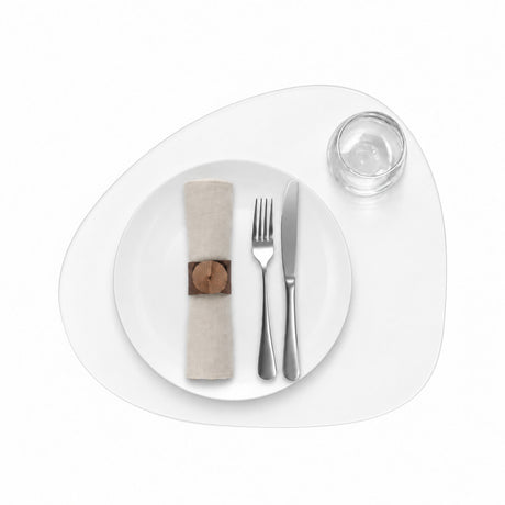 Gjennomsiktig spisebrikke i 2,0 mm klar plast – Curve 46 x 40 cm