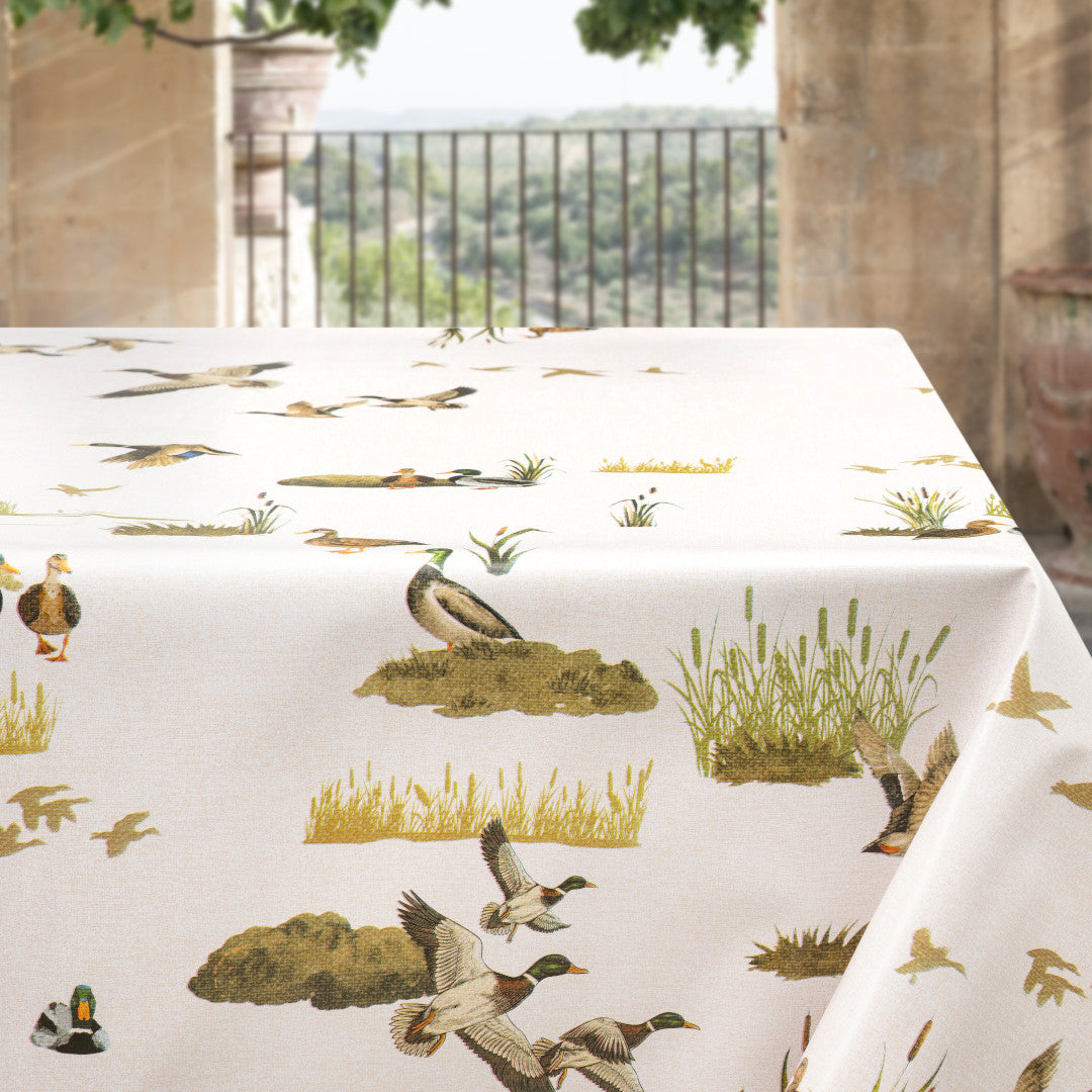 Gråender i Mosen – voksduk med naturmotiv i jaktstil, hjørne