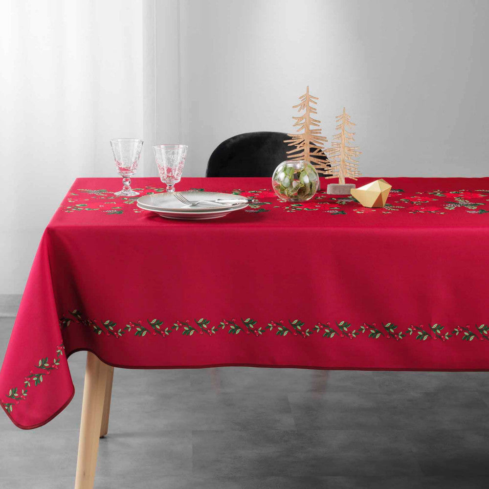 Isadora Red – Juleduk med anti-flekker, 150 x 300 cm, miljø