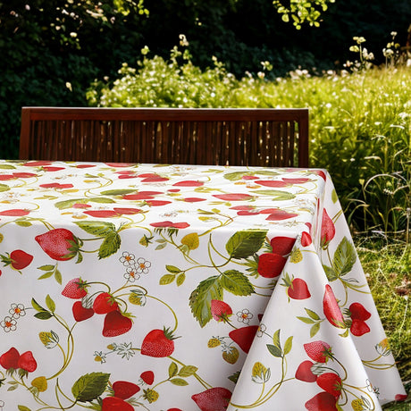Jordbærstemning – Skjønn voksduk med røde og grønne jordbær