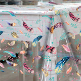 Fargerike Fjær, klar plastduk – Gjennomsiktig voksduk med trykk