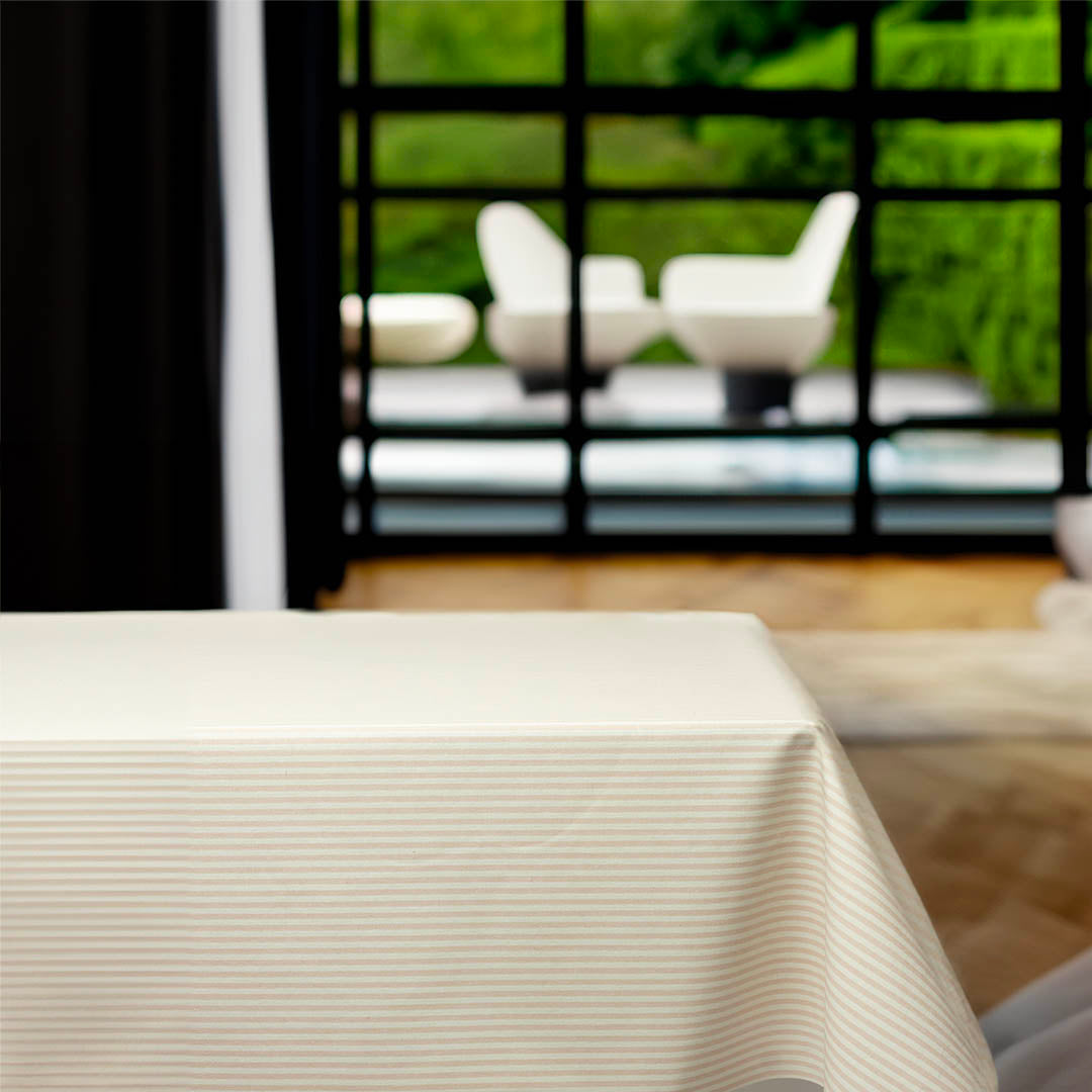 Klitmøller Hvit og lys rosa – Stripet akrylduk