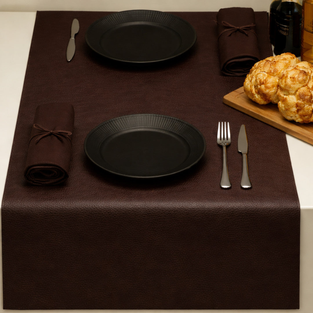 Kunstlær Noblessa bordløper – Ekstra kraftig Dinner 4 two – 50 x 140 cm – Brun