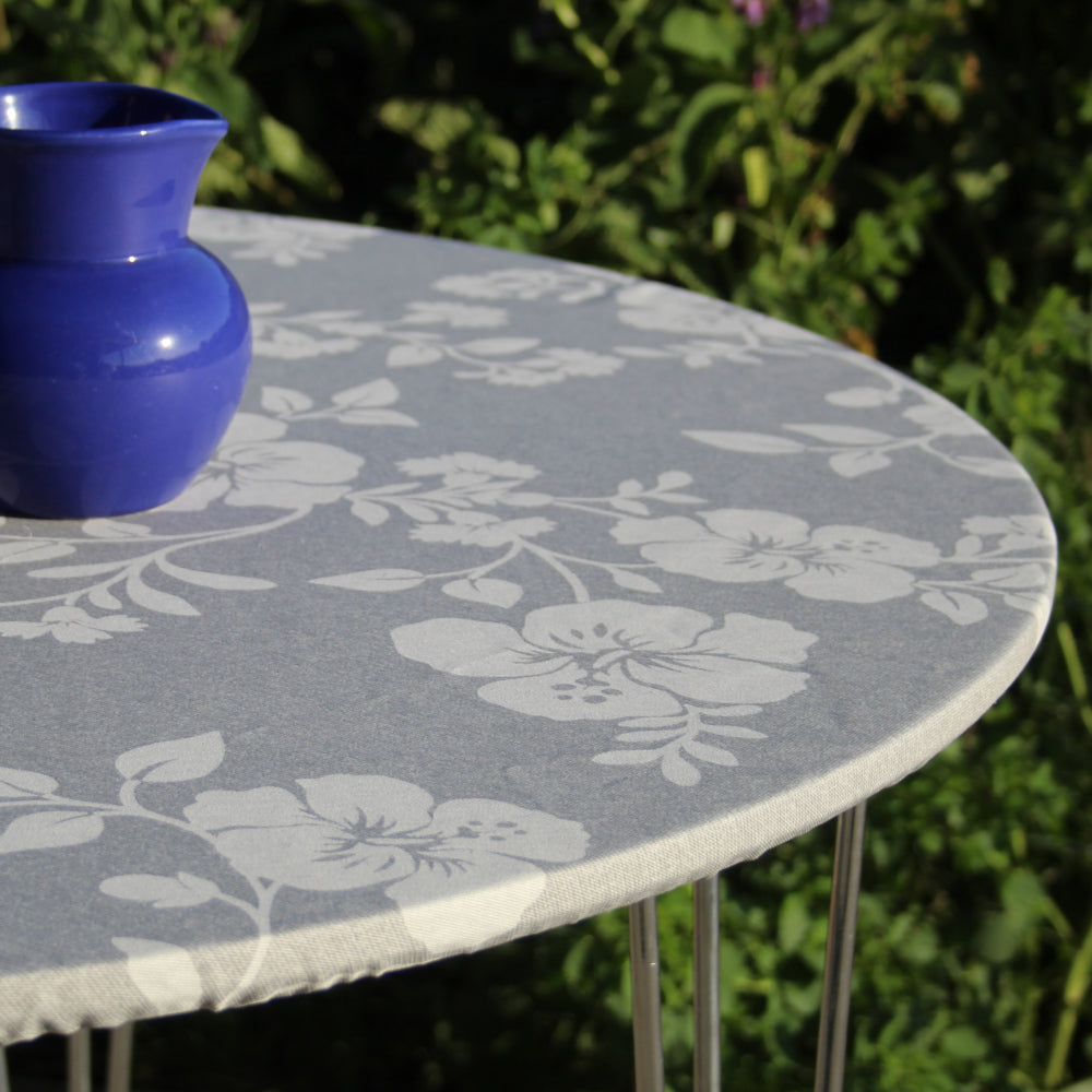 Lempicka - rund akrylduk med strikkant