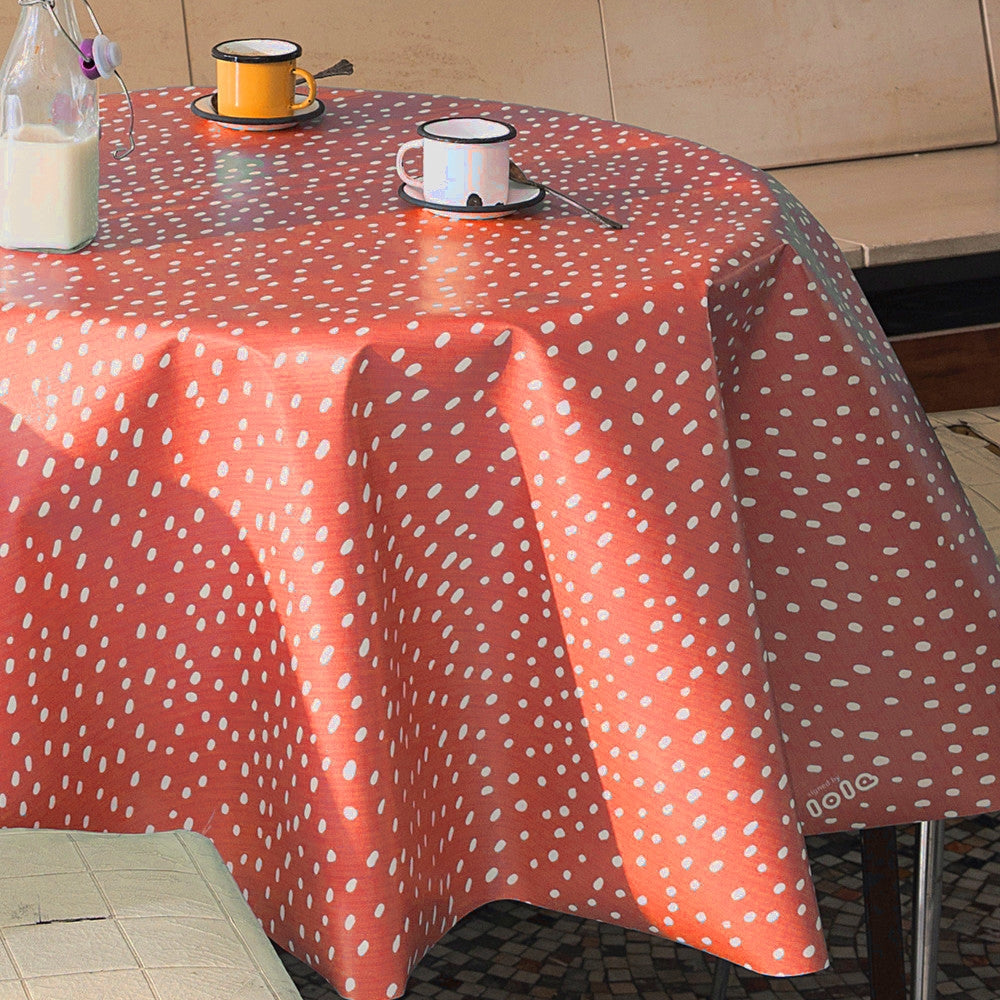 Lola voksduk, Spot On Punch