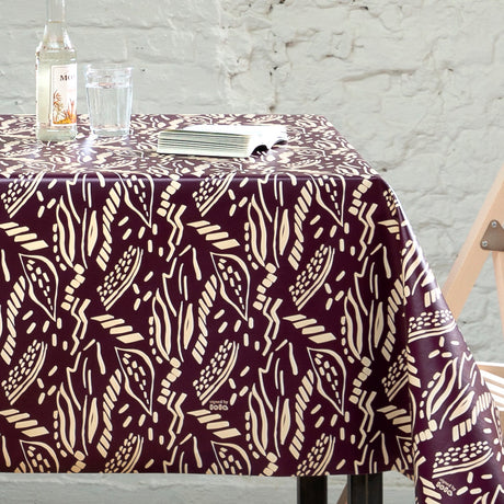 Dakarai Pinot Noir – Lola voksduk med eksotisk uttrykk, hjørne