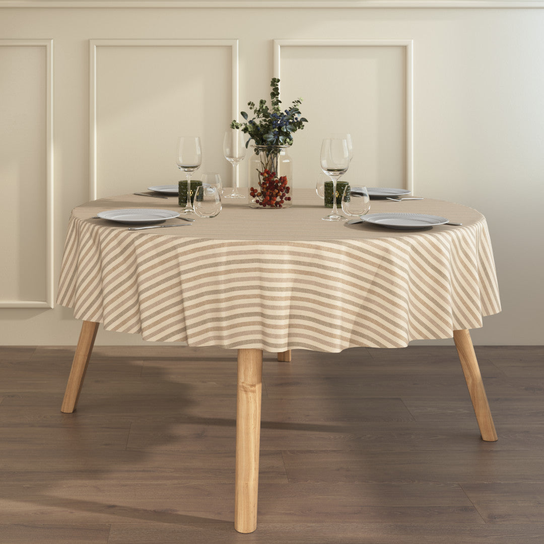 Miljøbilde med rund akrylduk – Marché Striber Sand