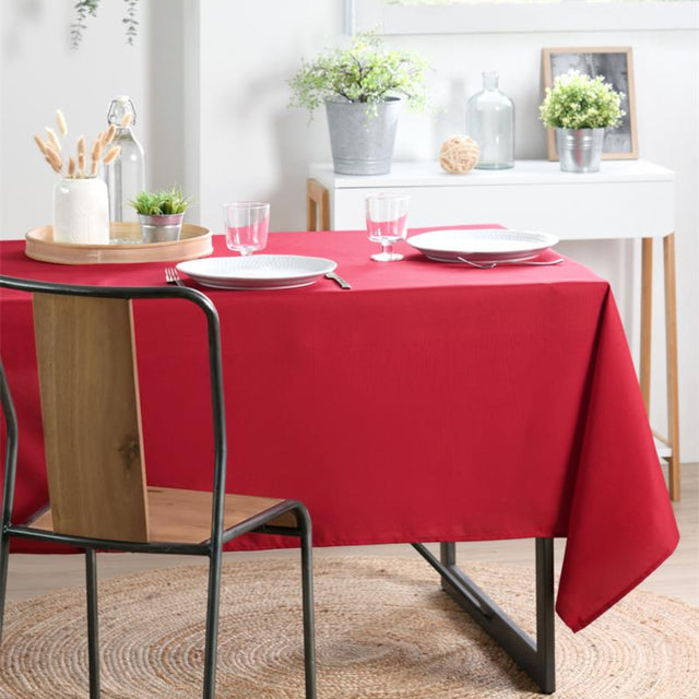 Nelson, ensfarget rektangulær duk med flekkavvisende behandling 145 x 200 cm - Rød