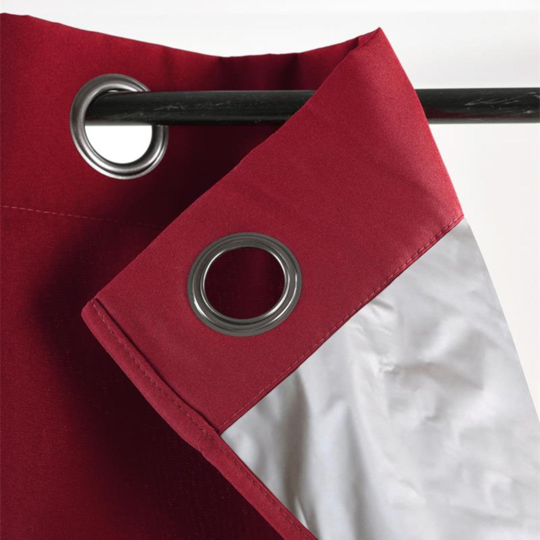 Nelson Rød – Isolerende gardin 135 x 240 cm, hjørne