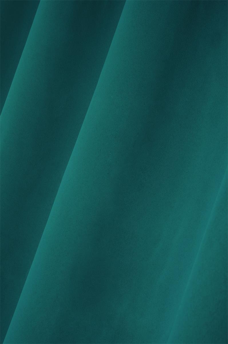 Notte Emerald – Mørkleggingsgardin 135 x 180 cm nærbilde