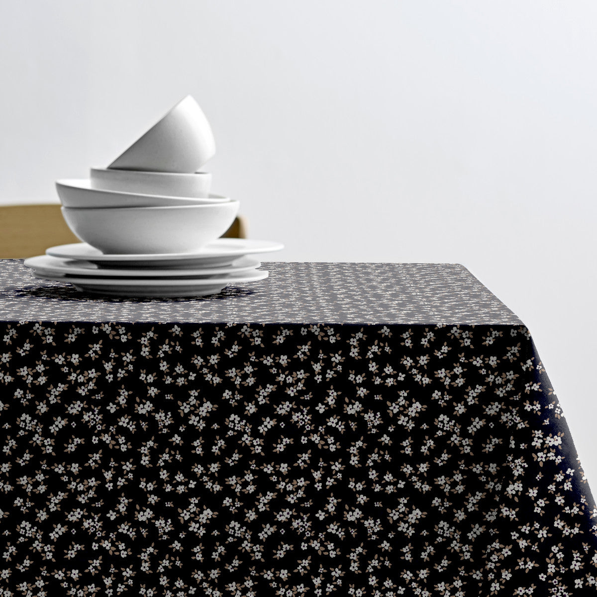 Painters Garden Navy Blue – Södahl akrylduk i 100 % bomull med antiskrid