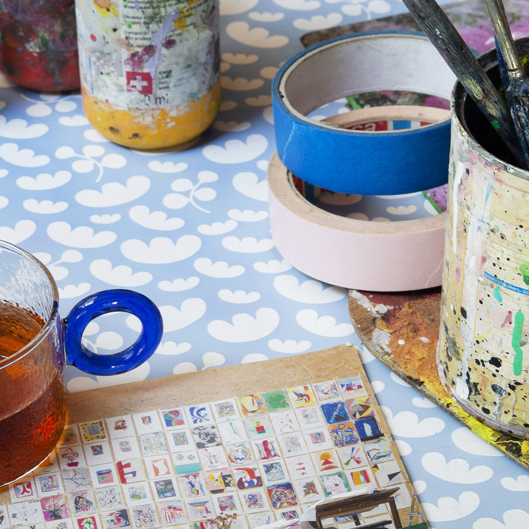 Parachute Baby Blue - Lola voksduk med grafiske fallskjermer