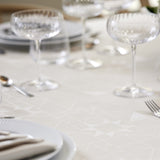 Södahl Star Damask Beige – Rund juleduk med borddekking