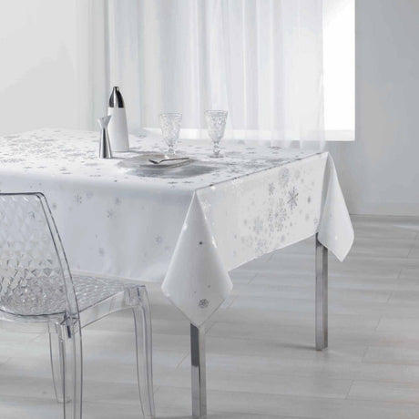 Constellation Snøhimmel Hvit/Sølv – Juleduk med flekkavvisende behandling 150 x 300 cm