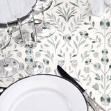 Borddekking med Sølvflor voksduk og sølvblomster