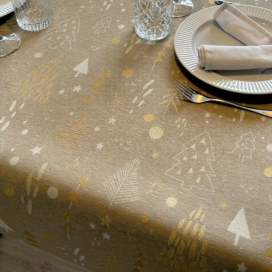 Spor i Granskogen Gull Lurex – Naturfarget juleakrylduk