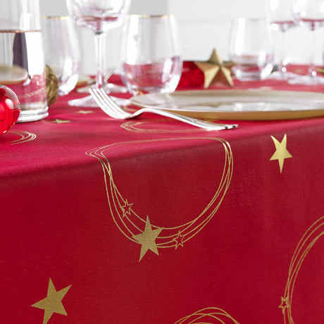 Star Metallic Print Red/Gold – Rød juleduk med gulltrykk 150 x 240 cm