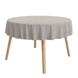 Miljøbilde med rund akrylduk – Striber På Tvers Grå