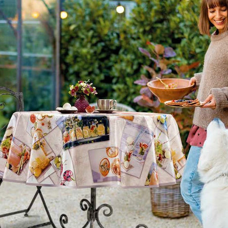 It’s Summer Time – Rund voksduk med herlige sommerdrinker