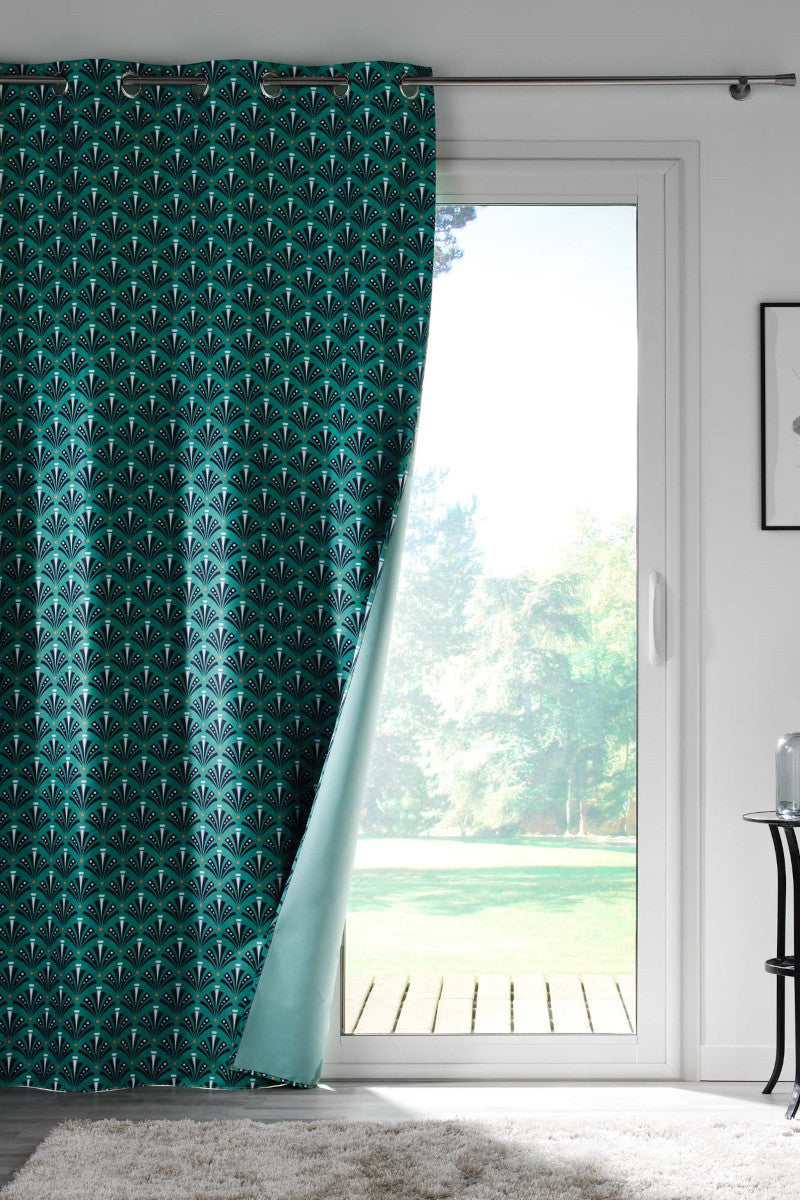 Surya Blå – 100 % mørkleggingsgardin 135 x 260 cm miljøbilde